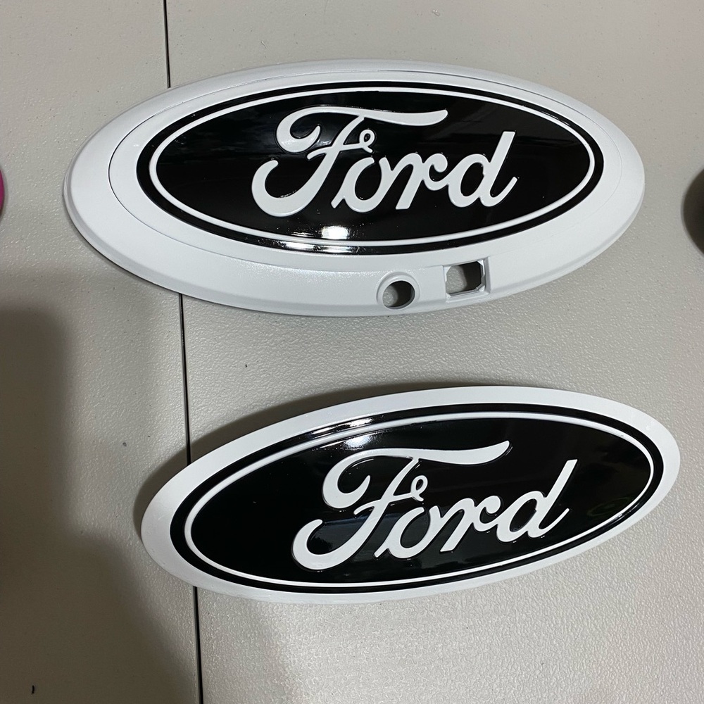 Custom 2021-2023 Ford F150 White Front And Back Emblem Replacements